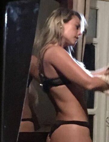 Paolla Oliveira caiu na net